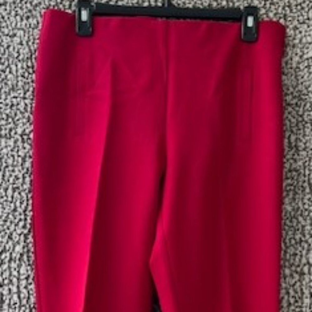 CHICOS Red Elastic Waist Leggings